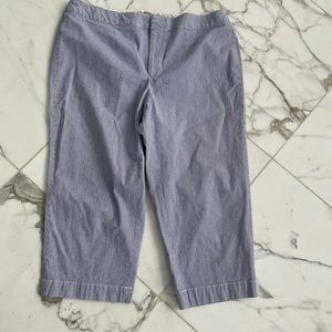 Liz Claiborne Audra Cropped Stretched Signature Navy Stripe Cropped Pants